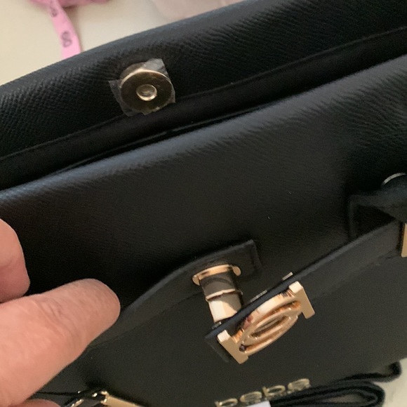 New bebe Ladies purse - Picture 12 of 16